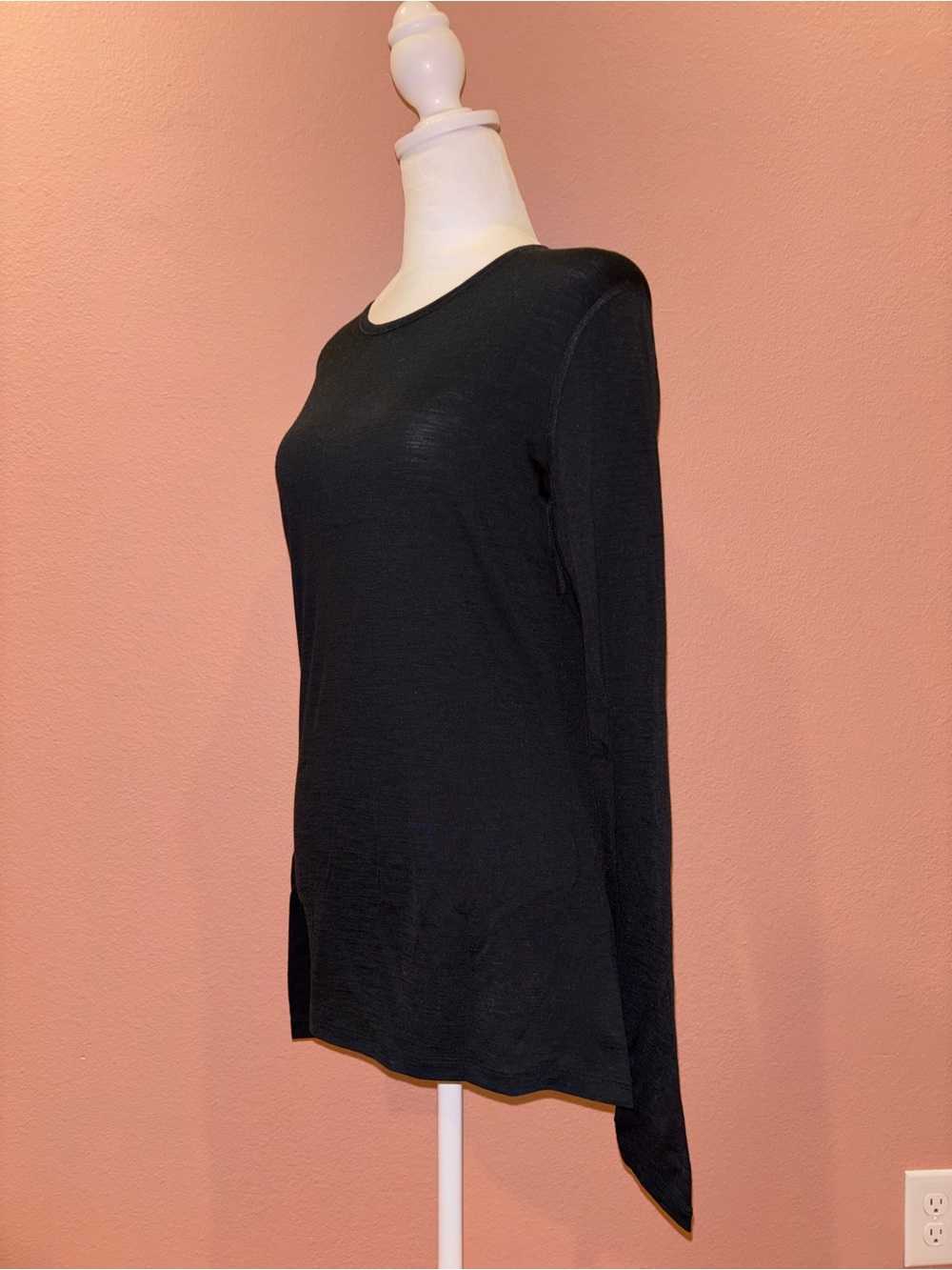 Quince 100% Merino Wool Baselayer Long Sleeve size Medium - Picture 3 of 6